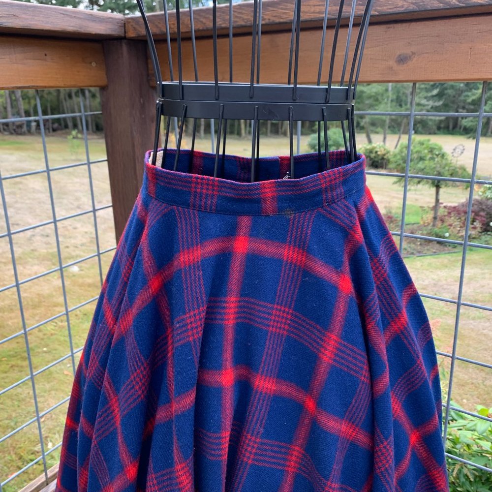 Pendleton Authentic 100% Pure Virgin Wool Plaid S… - image 3